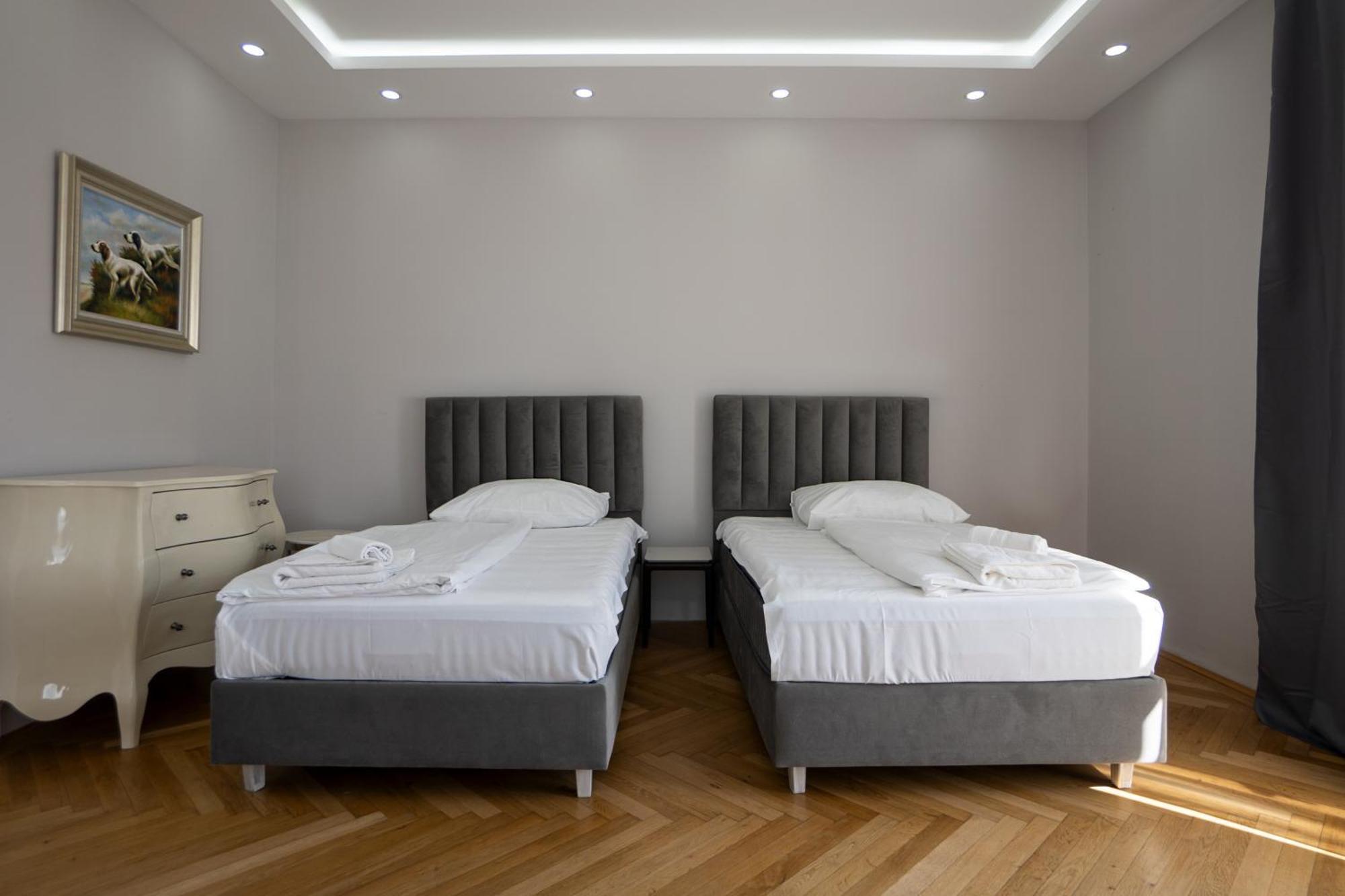 Charming 2-Room Apartment With Balcony, 15 Min To Center Viena Exterior foto