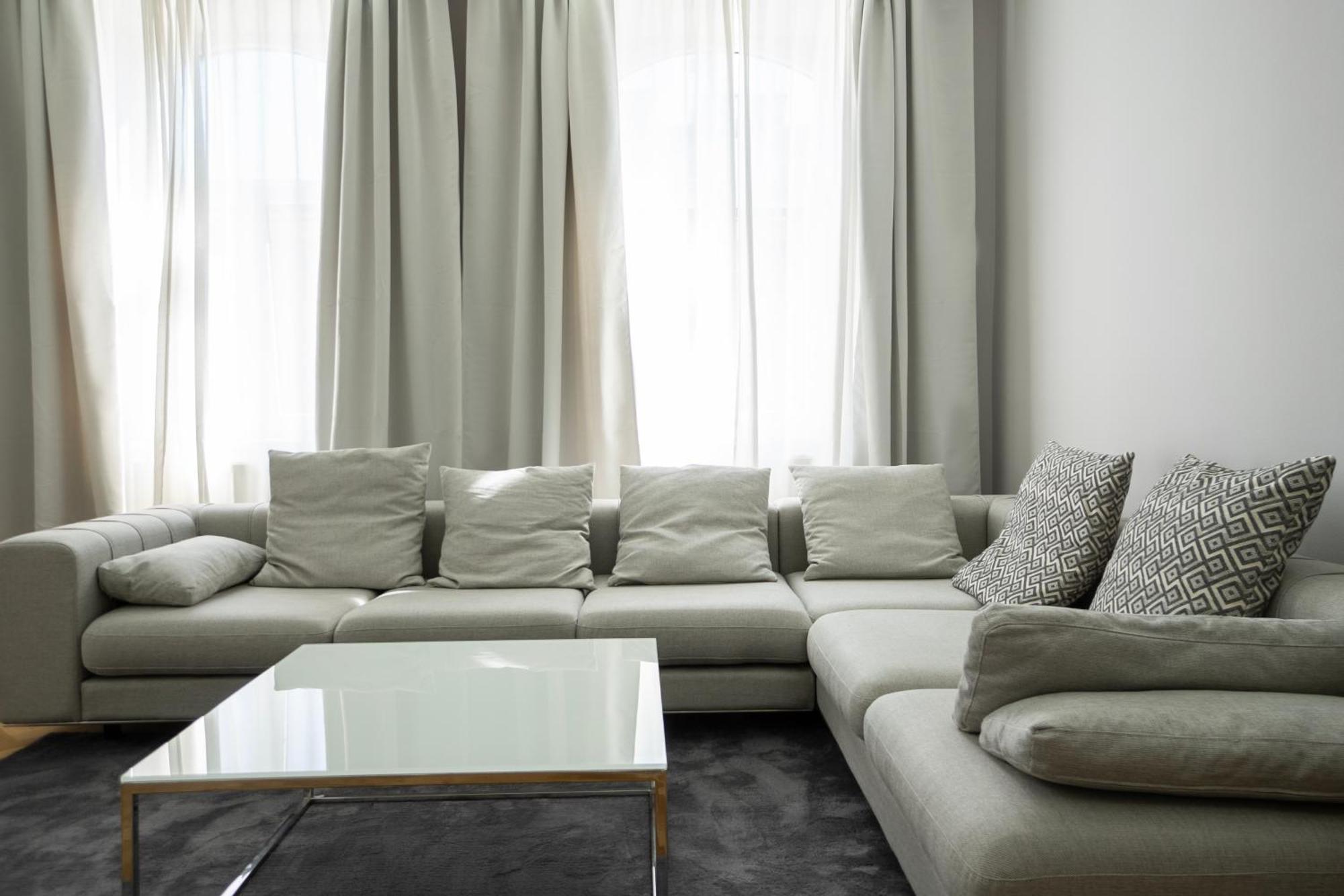 Charming 2-Room Apartment With Balcony, 15 Min To Center Viena Exterior foto