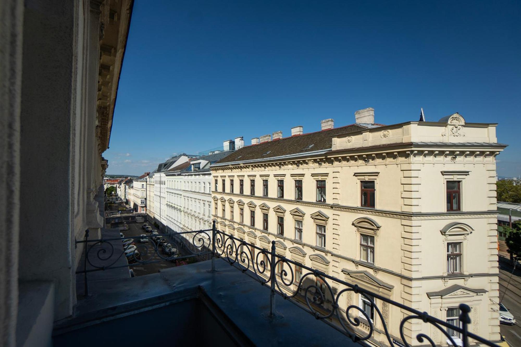 Charming 2-Room Apartment With Balcony, 15 Min To Center Viena Exterior foto